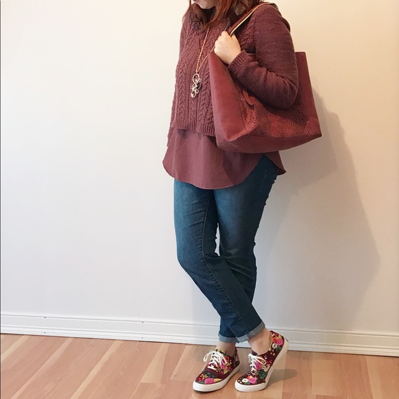 Meet your Posher, Brittany - Picture 5 of 7